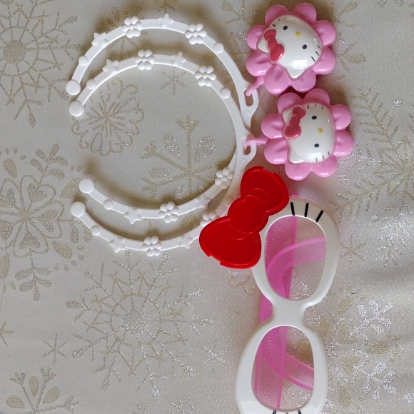 Lot of 13 Hello Kitty Happy Meal Toys. - Picture 5 of 6